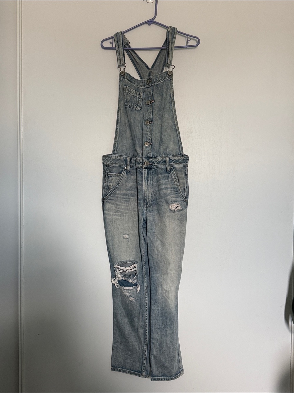 American Eagle Outfitters Women's Light Blue Distressed Overalls | Sz L